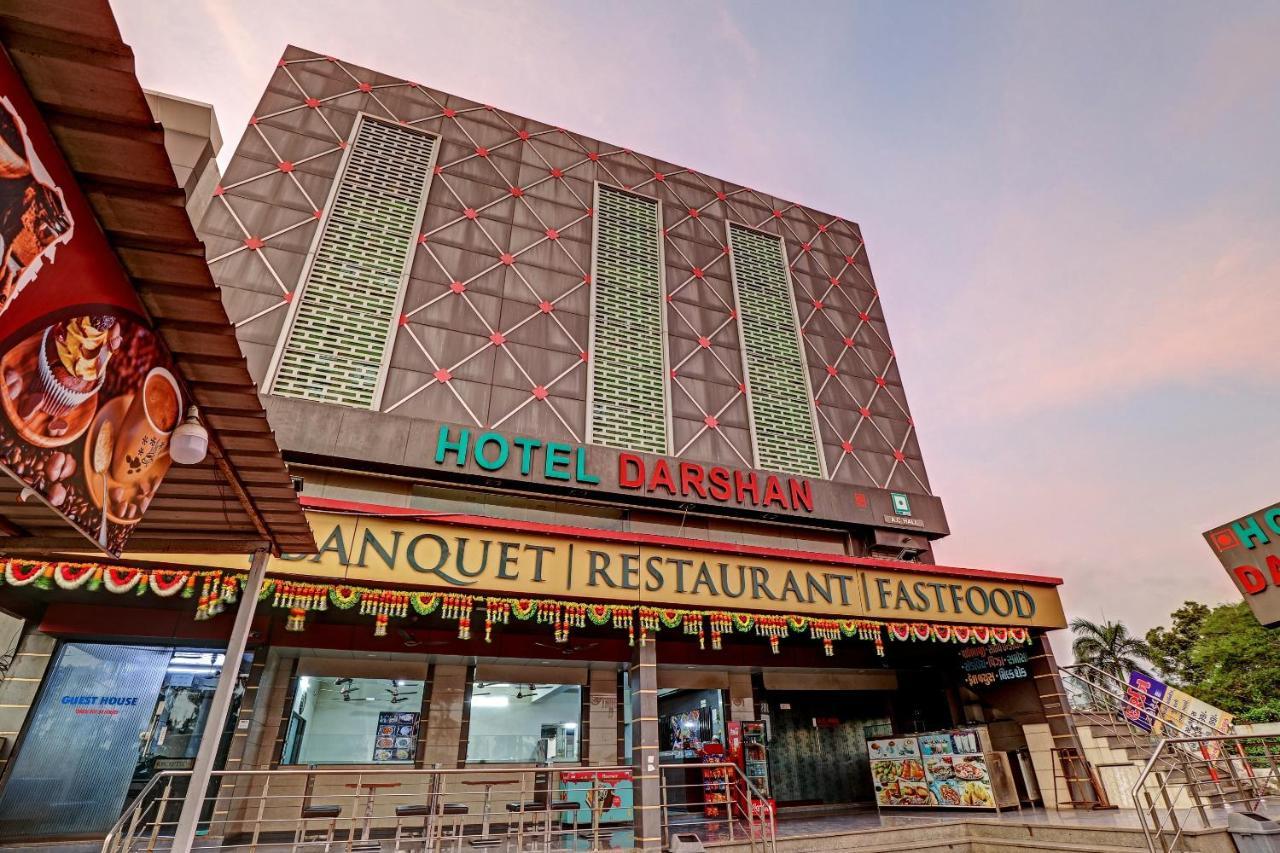Oyo 82461 Hotel Darshan Banquet And Rooms 수라트 외부 사진